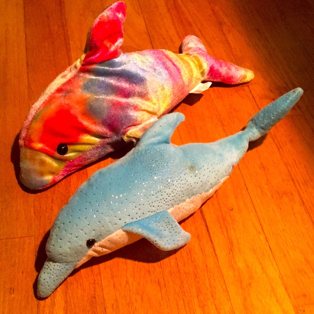 Dolphin bundle